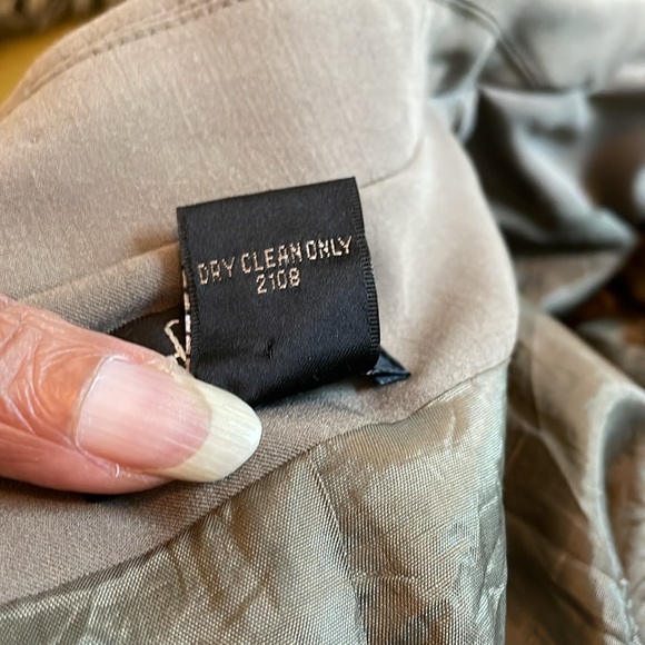 Rafaella Suit Pants Jacket Women Size 10 Deep Olive Close Fitting Jacket Design - Picture 11 of 16